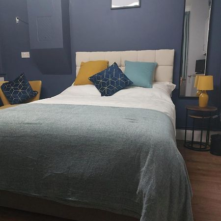 Spacious Self-Contained Accommodation 135 Cantebury Road แฮร์นเบย์ ภายนอก รูปภาพ